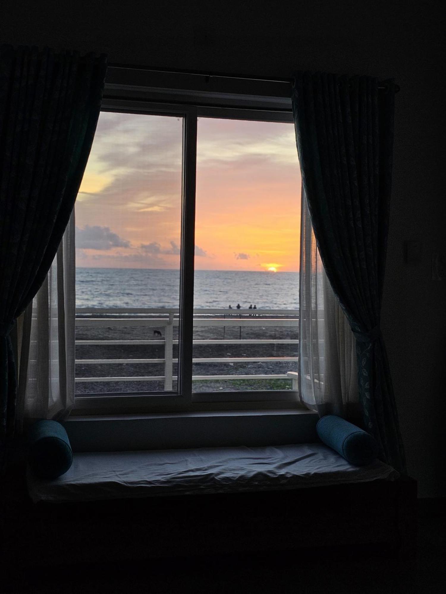 Asthamaya Beach Alappuzha Екстериор снимка